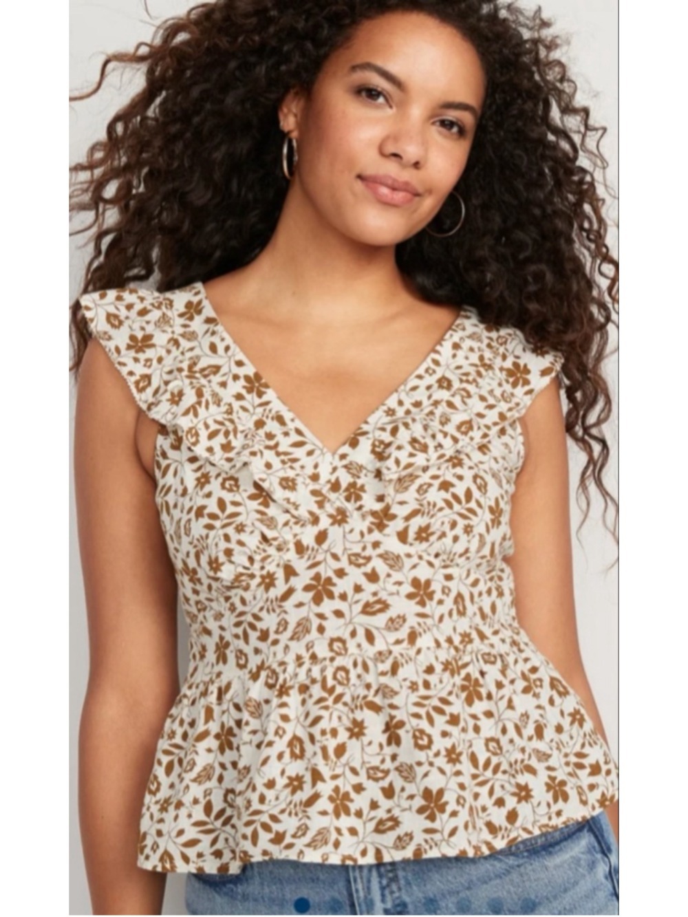 Flutter-Sleeve Floral V-Neck Tie-Back Top Women Tan Floral Small Old Navy Boho